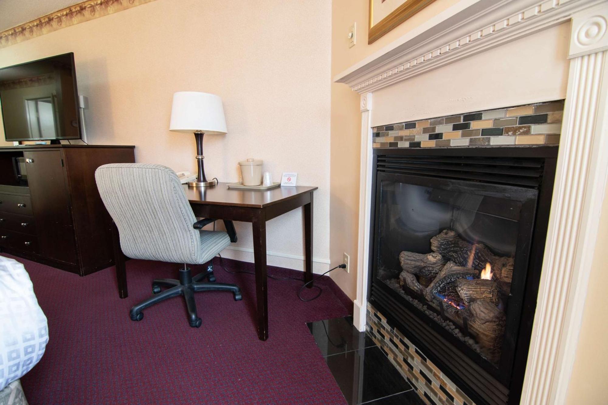 Fireside Inn & Suites Portland (Adults Only) Exterior photo